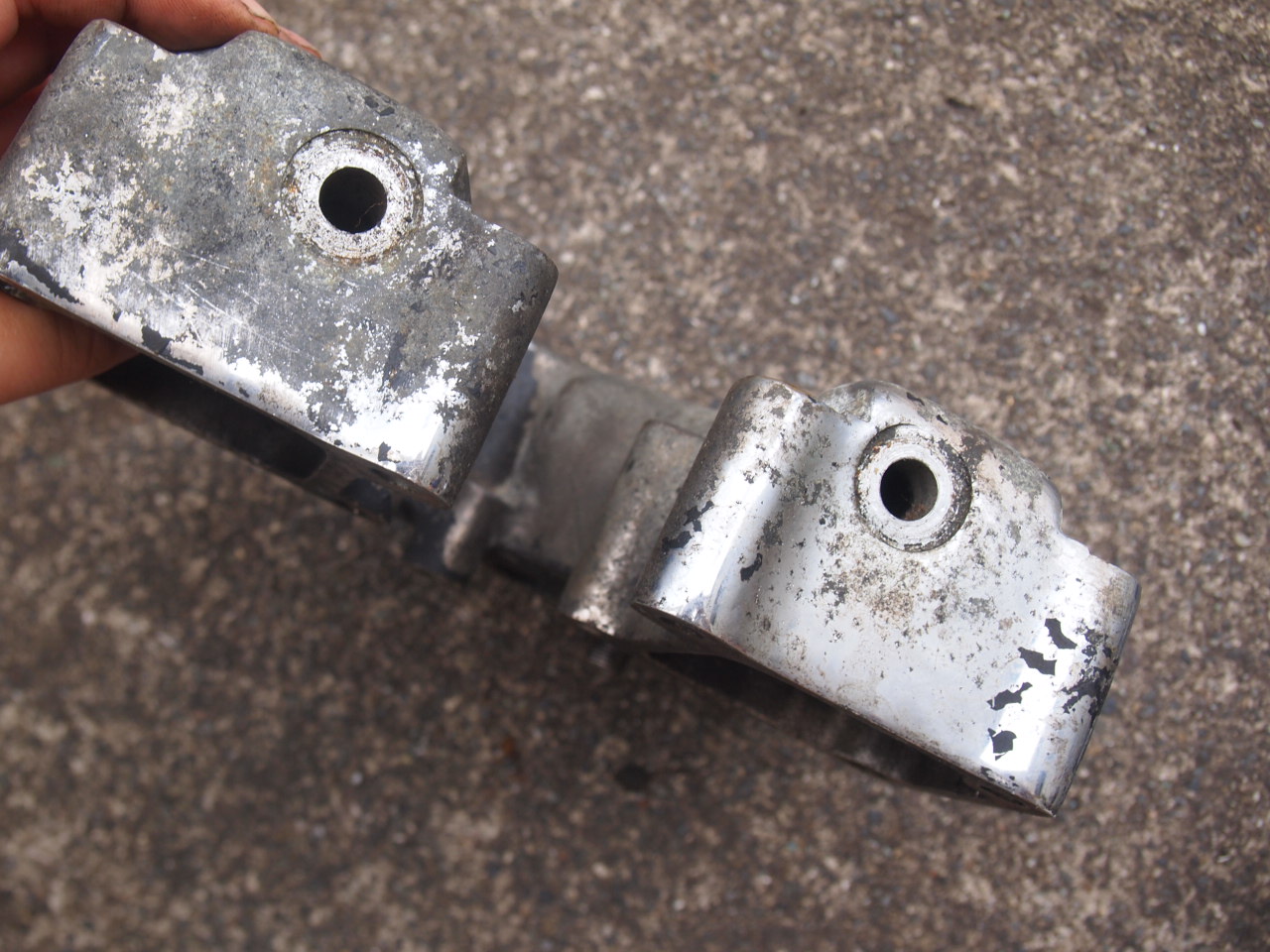 ショベルロッカーボックス