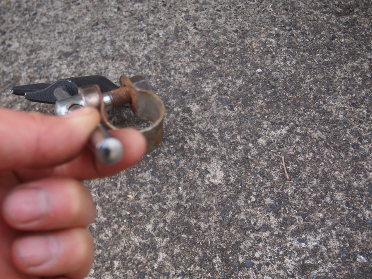 アイアンクロスミラー