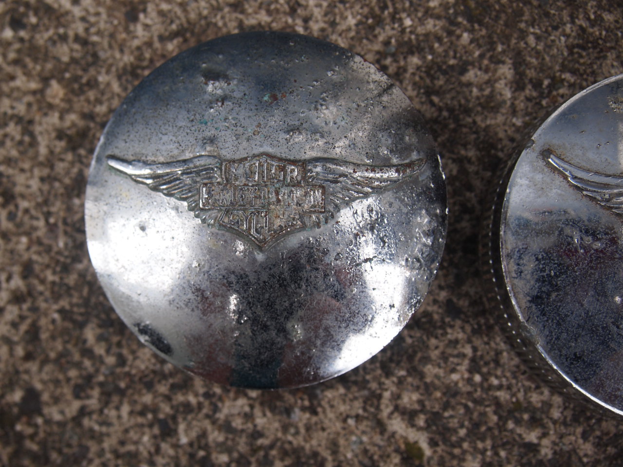 ウィングガスキャップ