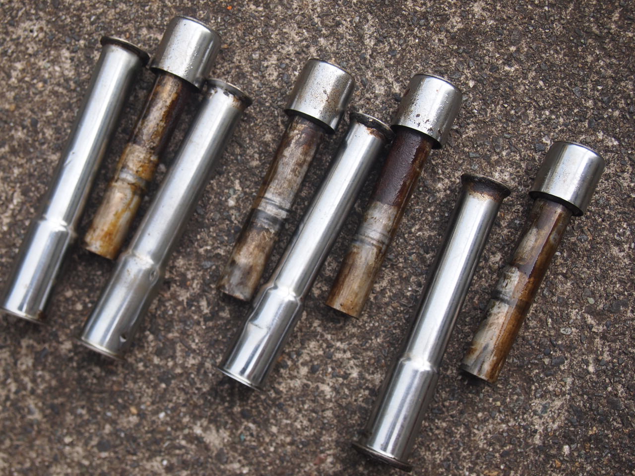 パンヘッドプッシュロッドカバー