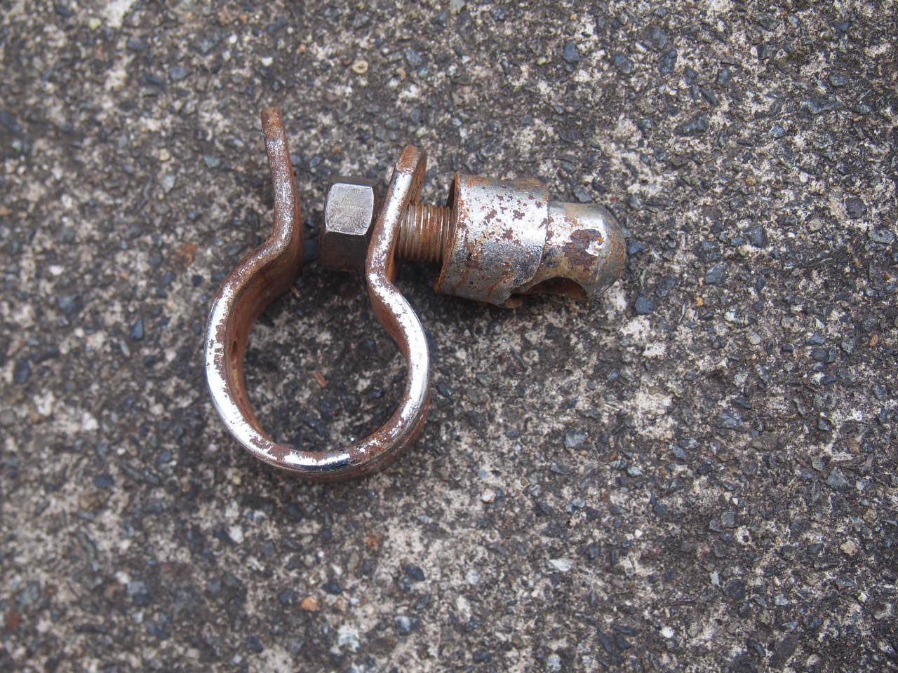 ミラークランプ