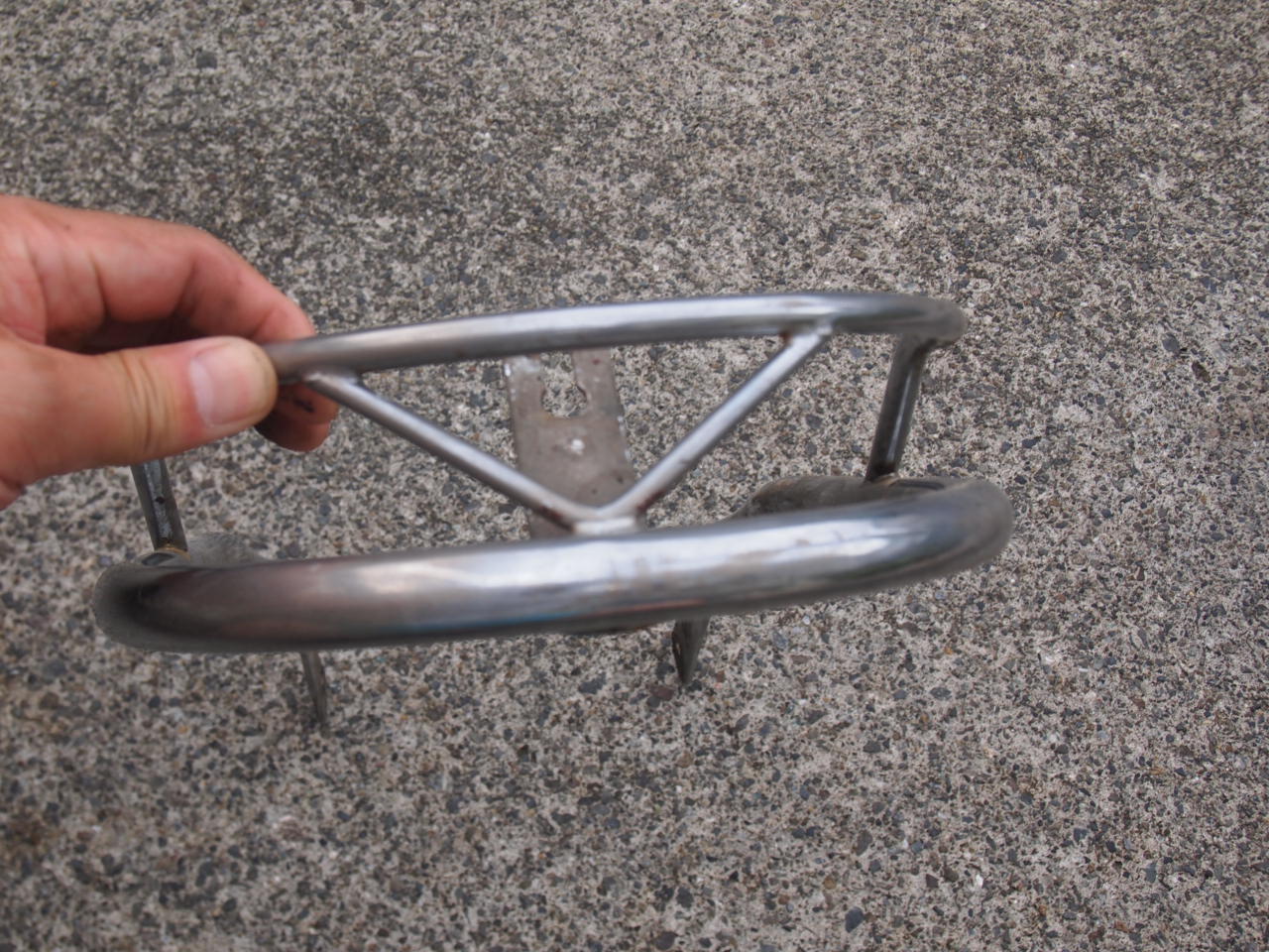 フロントバンパー