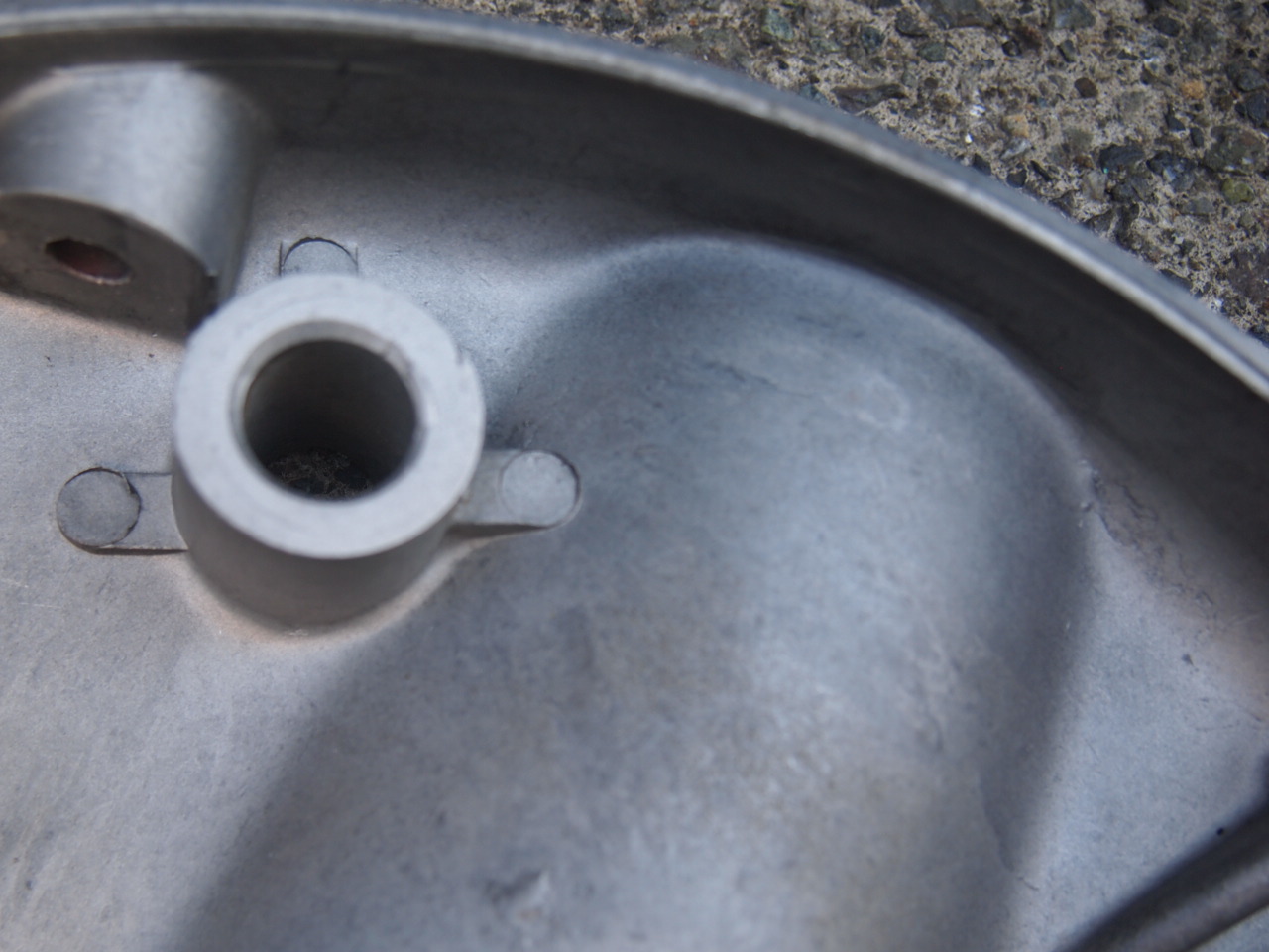 グライドブレーキ　バックプレート