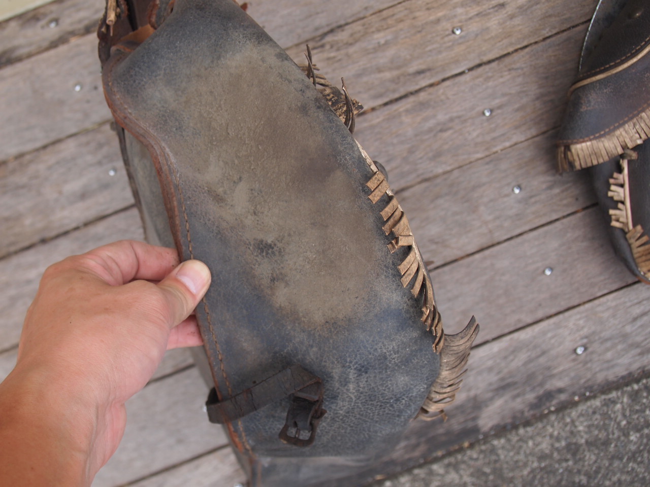 ブコサドルバッグ