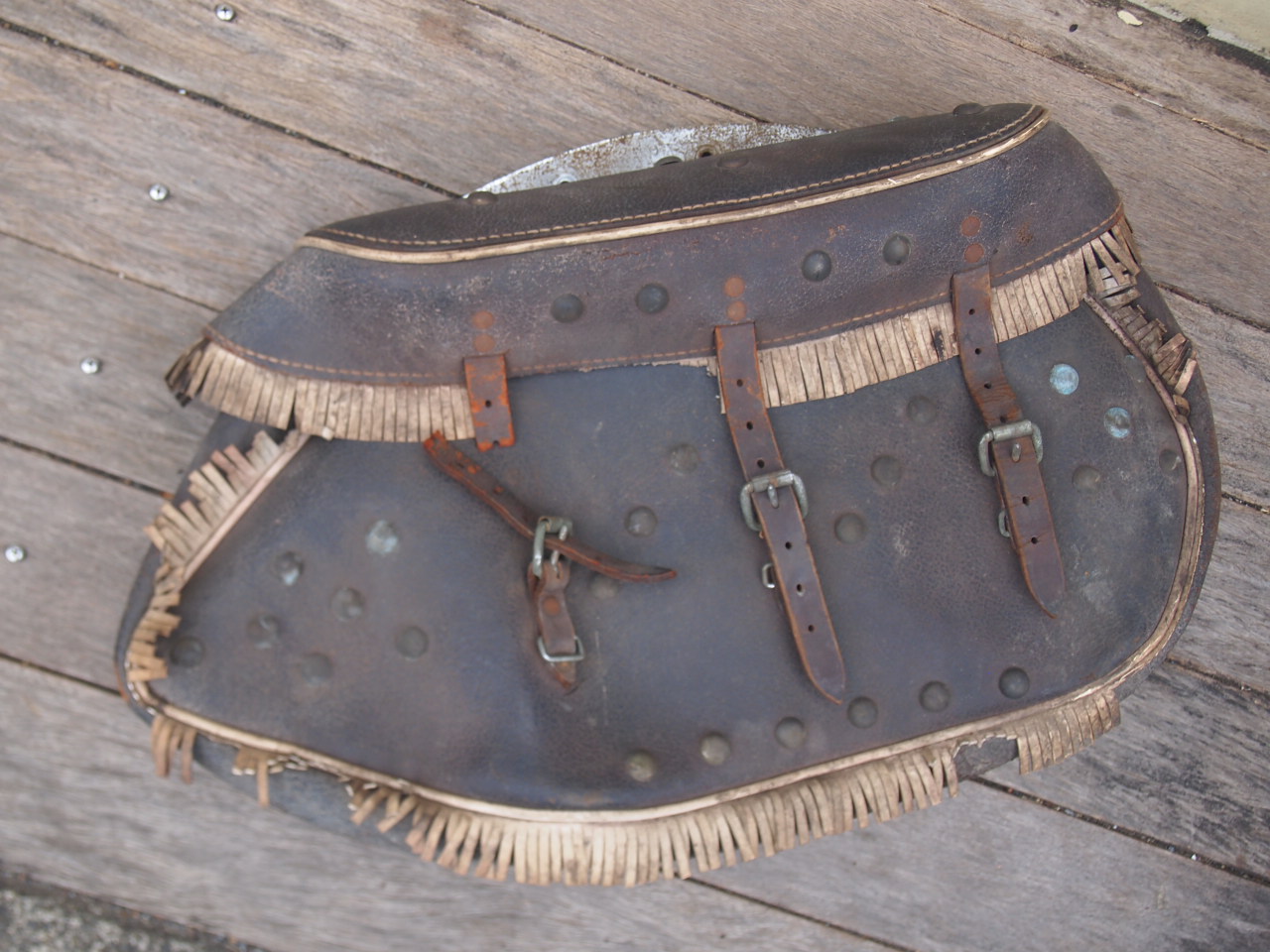 ブコサドルバッグ