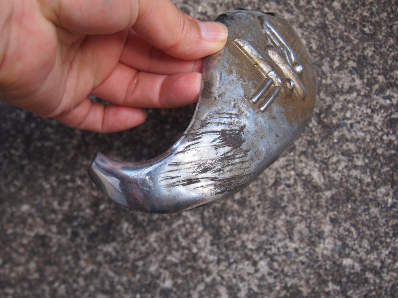 フロントフェンダーチップ