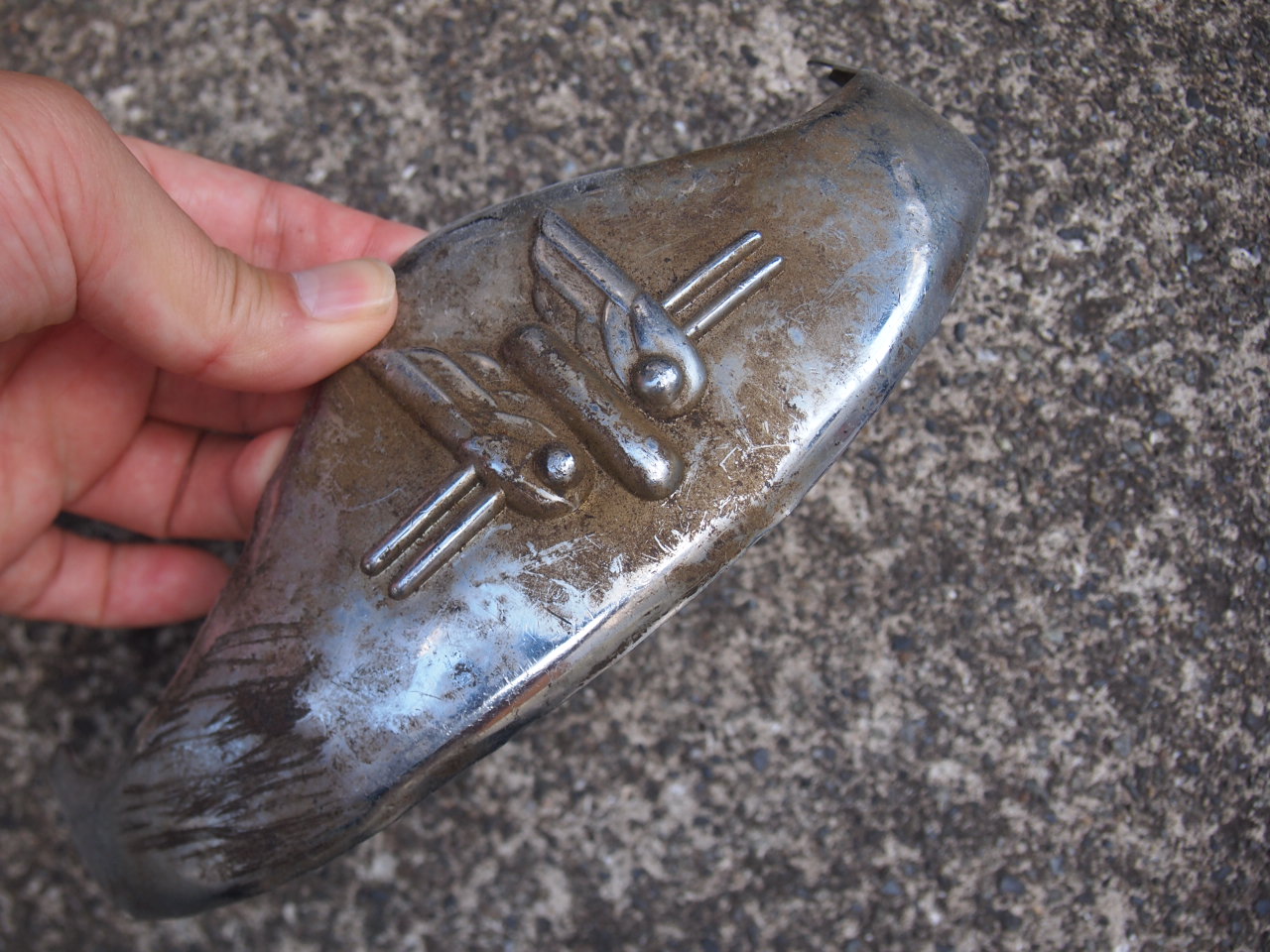 フロントフェンダーチップ