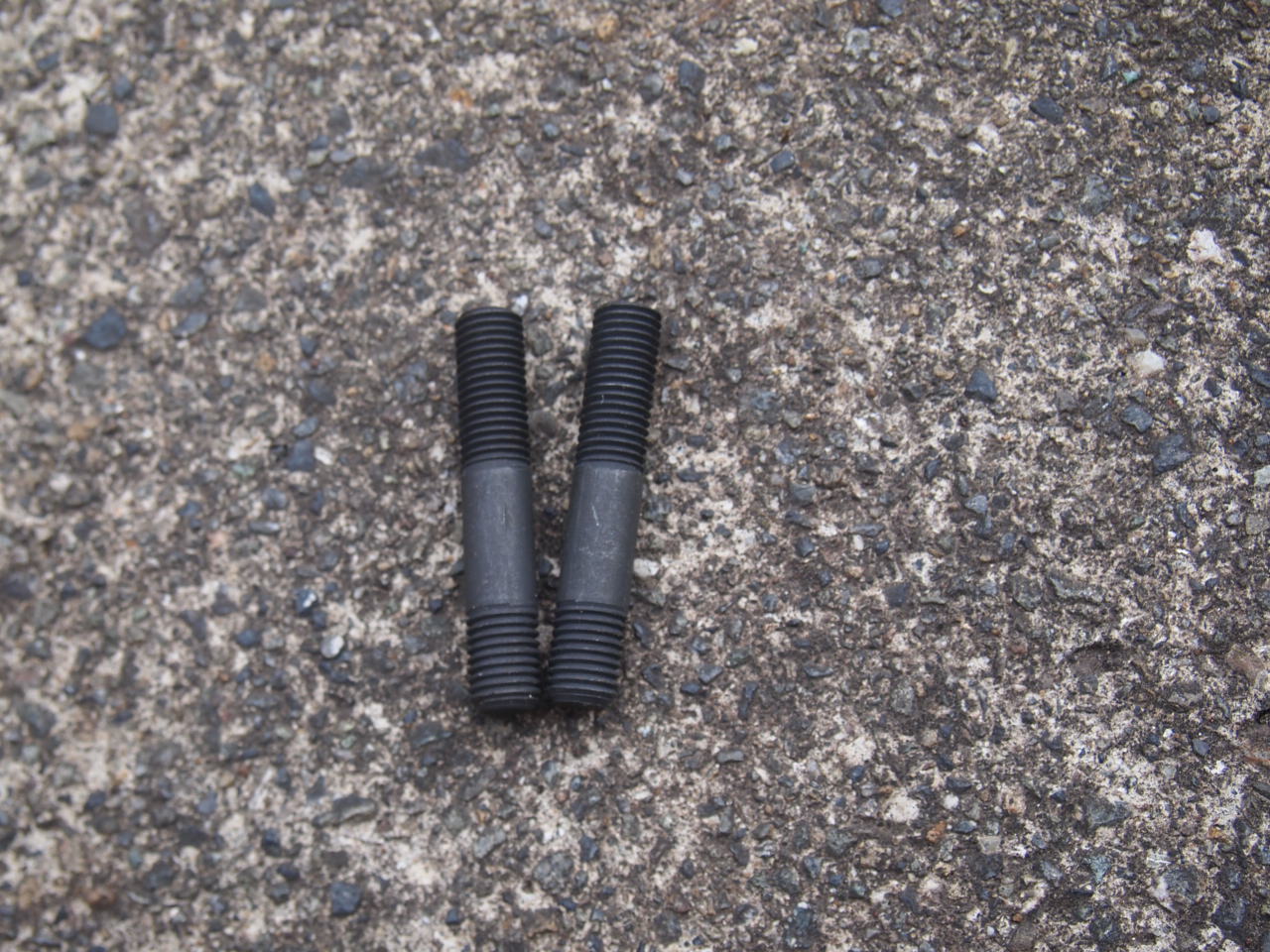 ソロシート　マウントスタッド NOS