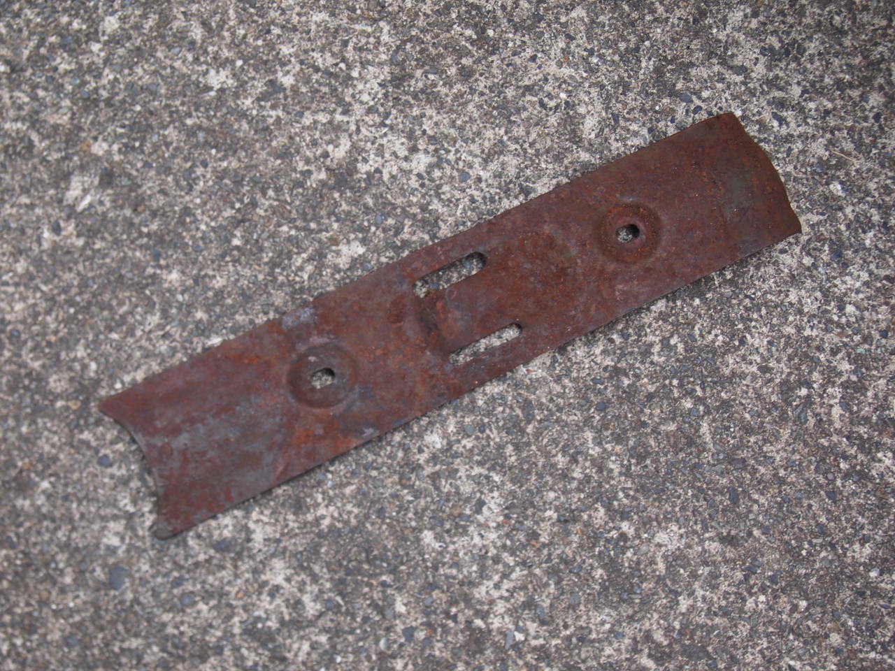 WLタンクフィラーストリップ