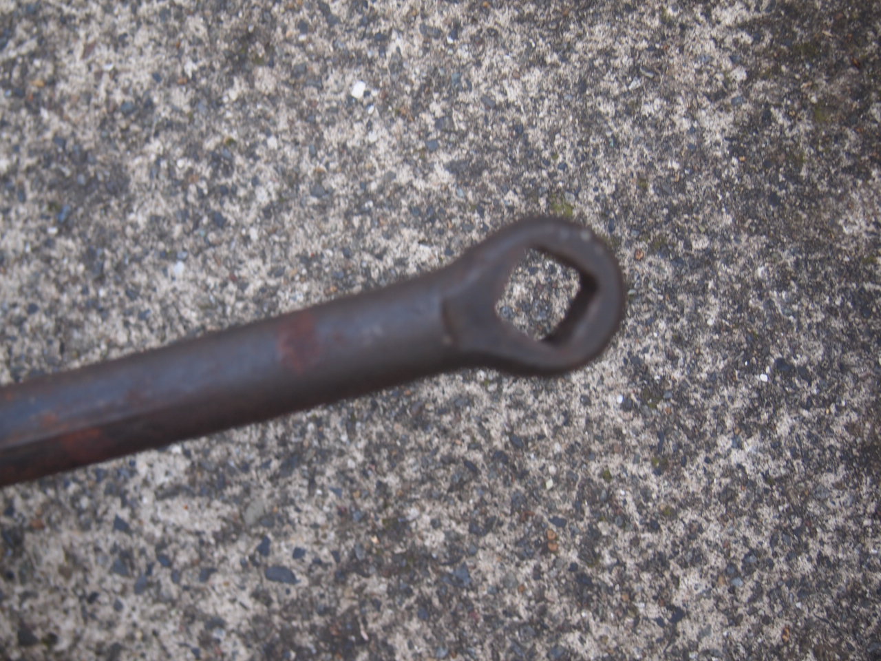 クラッチリリースアーム