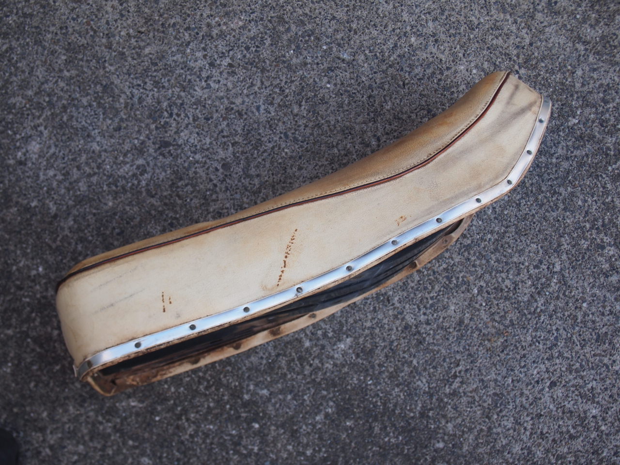 アイアン　バディシート