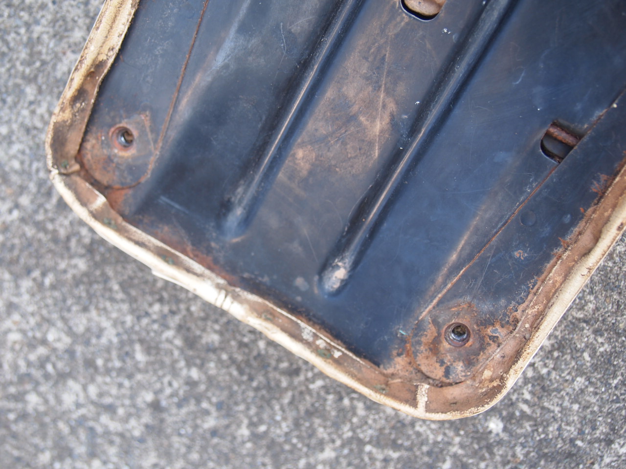 アイアン　バディシート