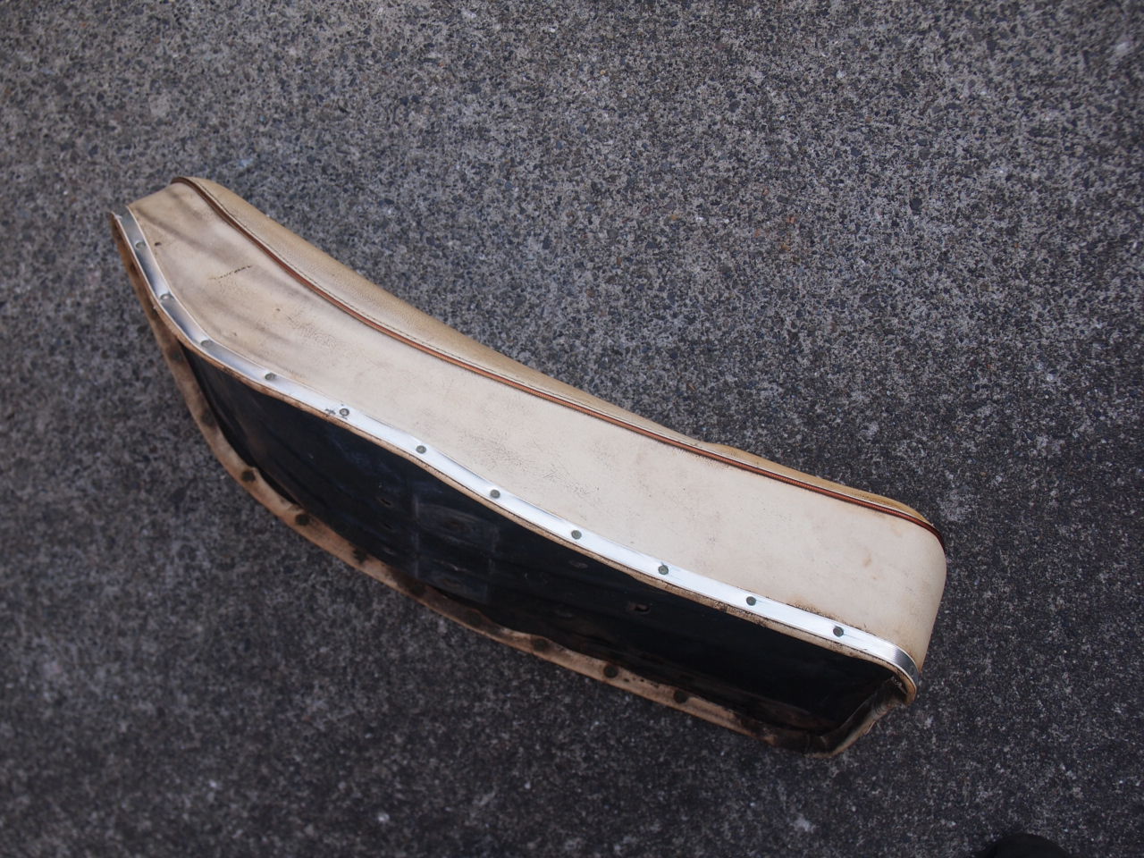 アイアン　バディシート