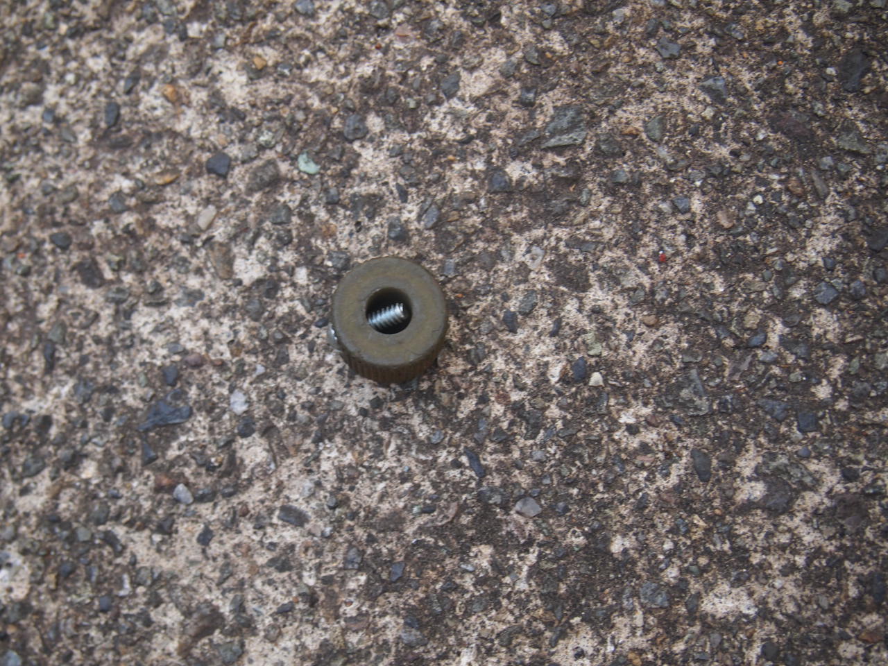 スピードメーターライトノブ