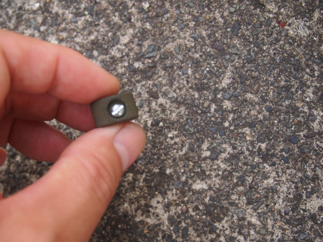 スピードメーターライトノブ