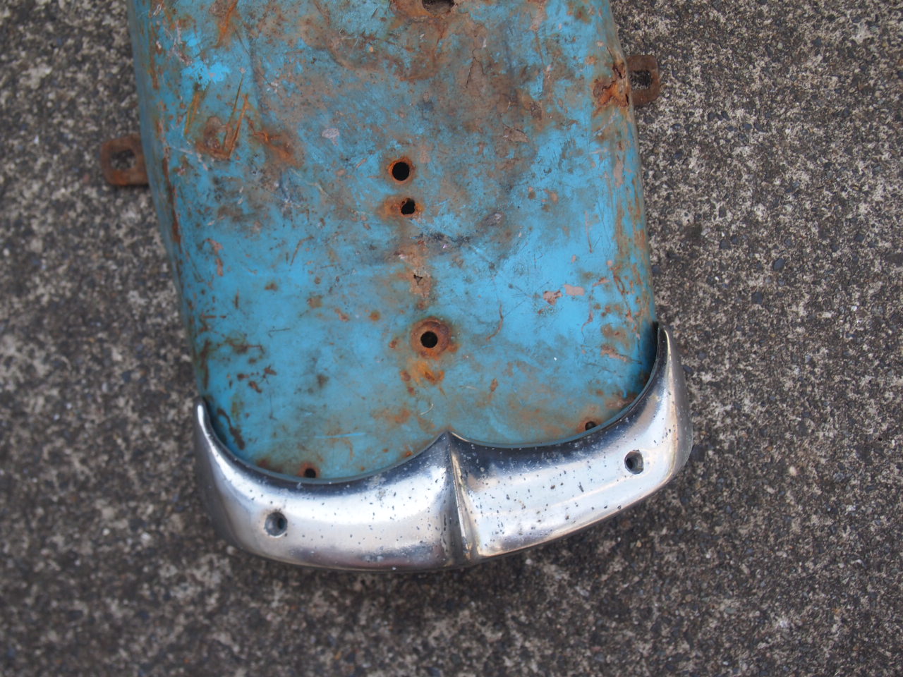 リアフェンダーチップ