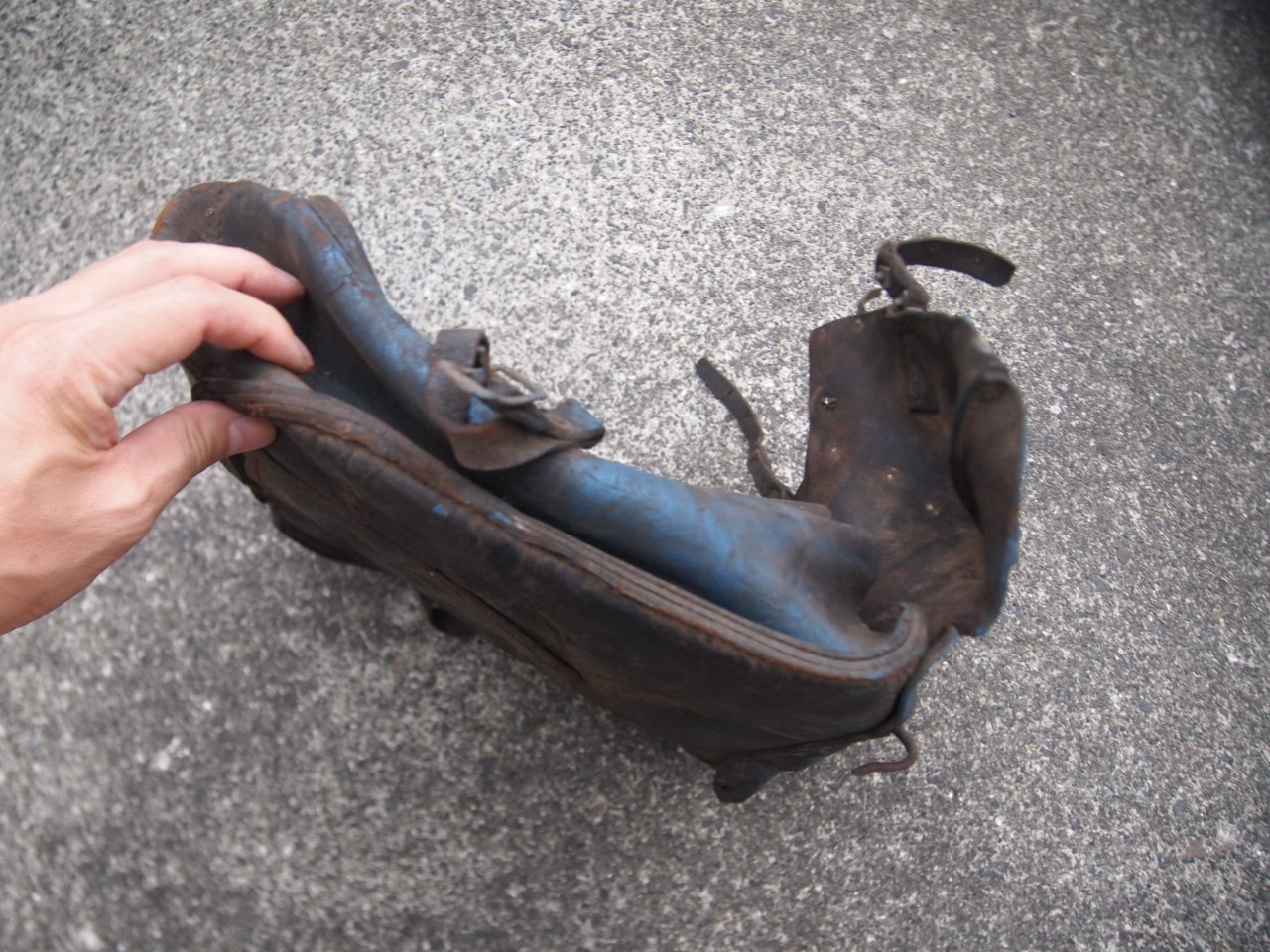 ロックタイトバッグ