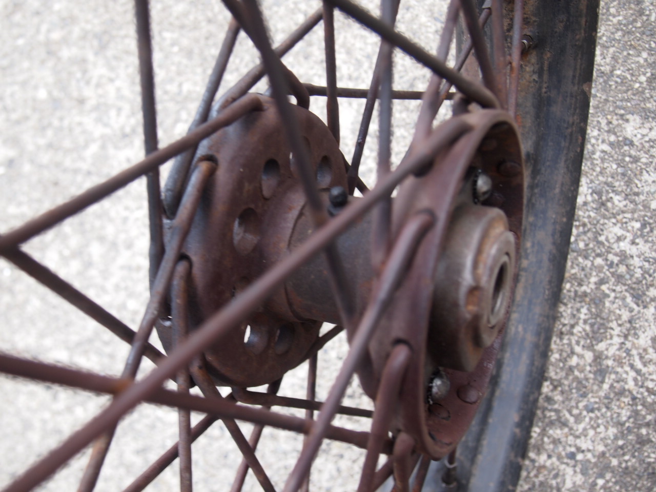 18インチ　スターハブホイール