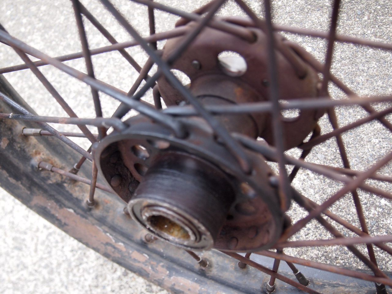 18インチ　スターハブホイール