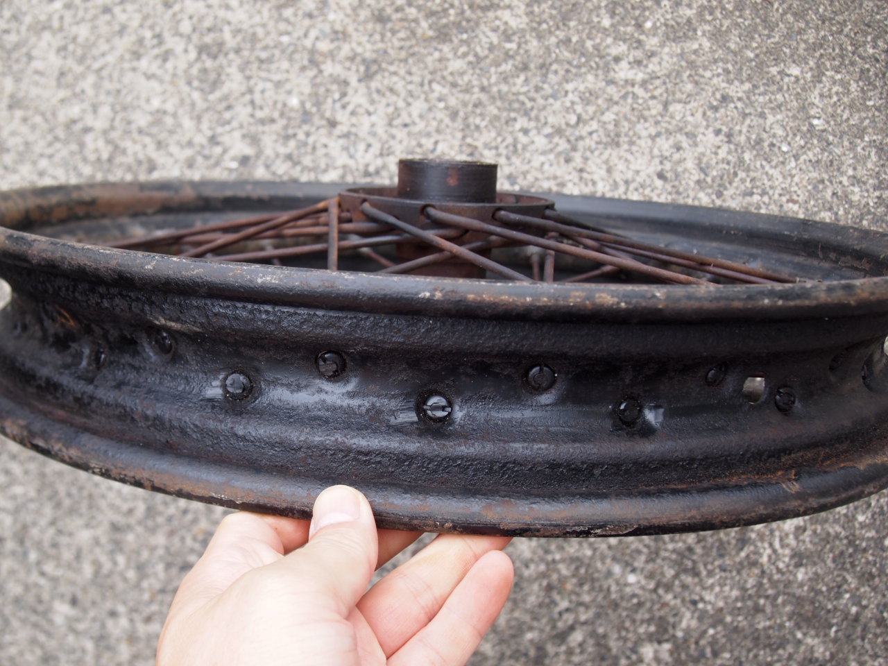 18インチ　スターハブホイール