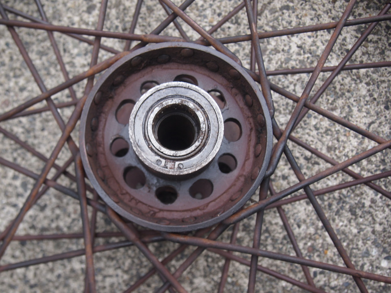 18インチ　スターハブホイール