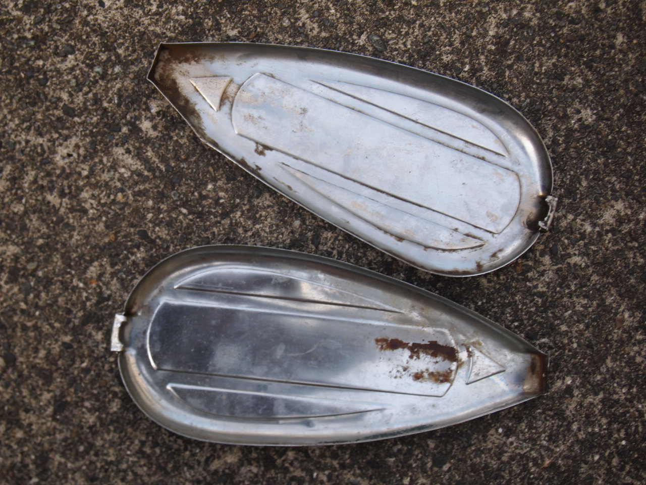 コミスキー　レッド