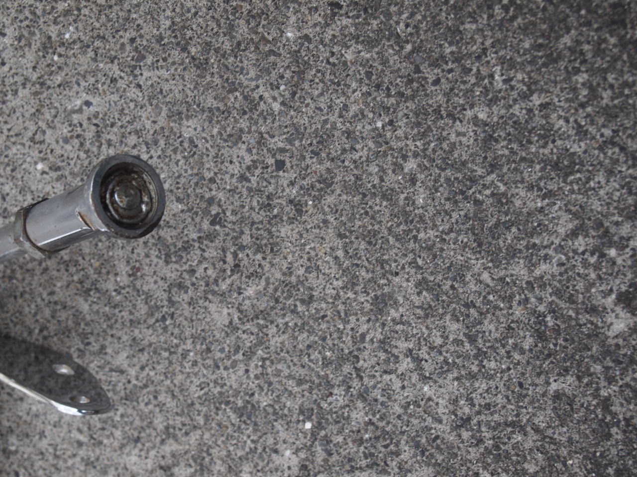 Bates センタースタンド