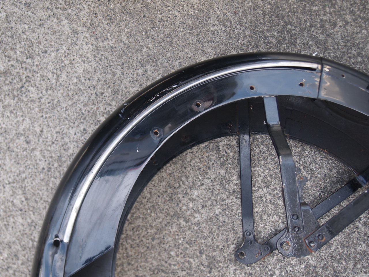 フェンダートリム