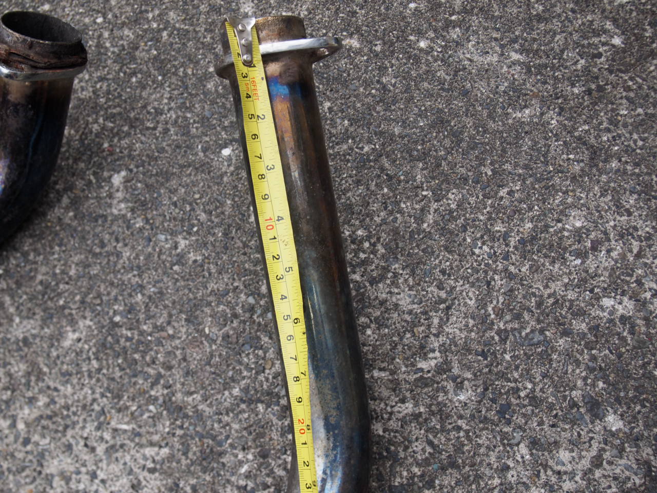 ショベルマフラー