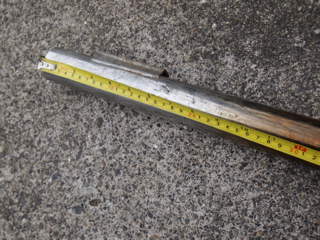 ショベルマフラー