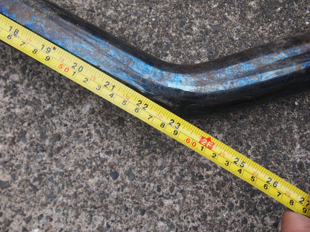 ショベルマフラー