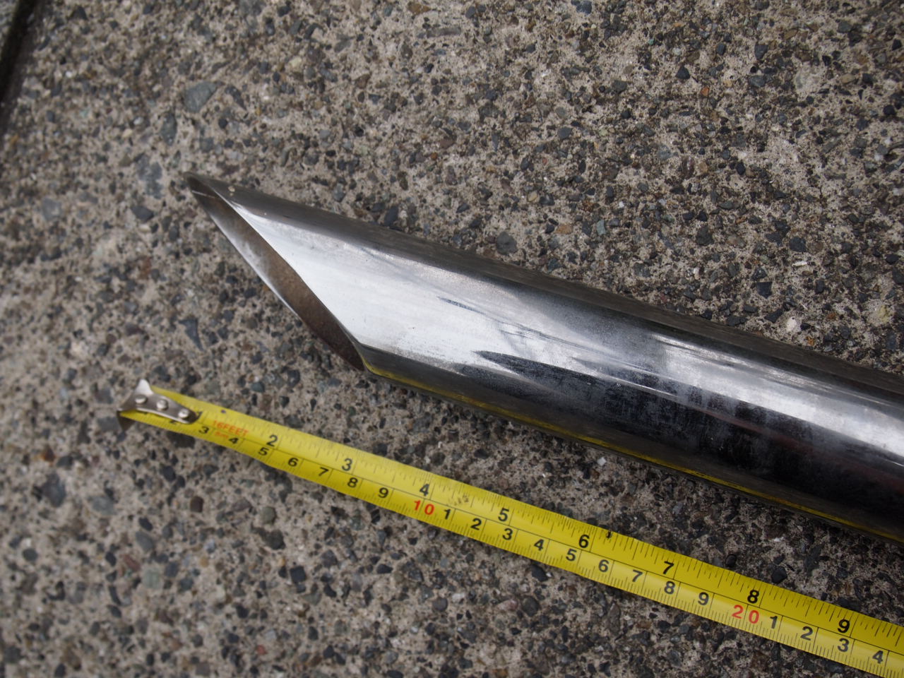 ショベルマフラー