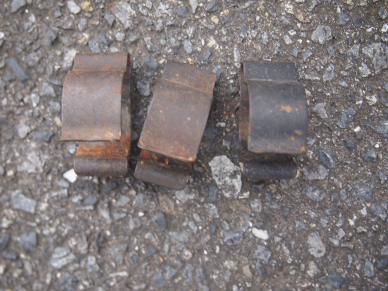 ワイヤークランプ