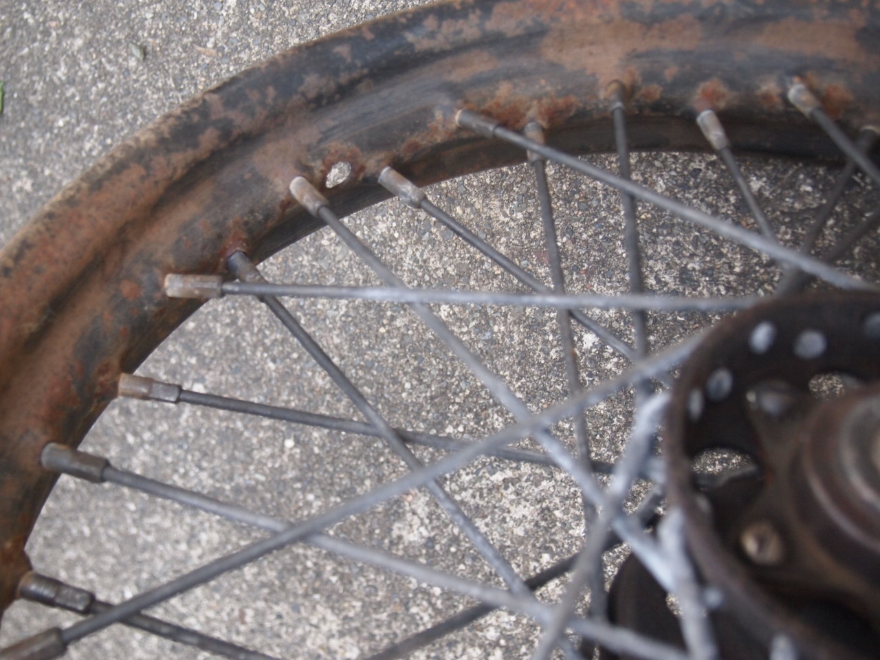 18インチ　スターハブホイール