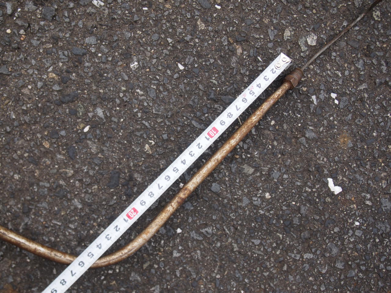 ブレーキレバー、ケーブル