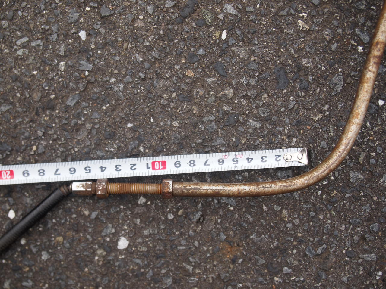 ブレーキレバー、ケーブル