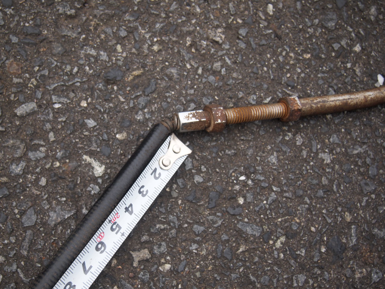 ブレーキレバー、ケーブル