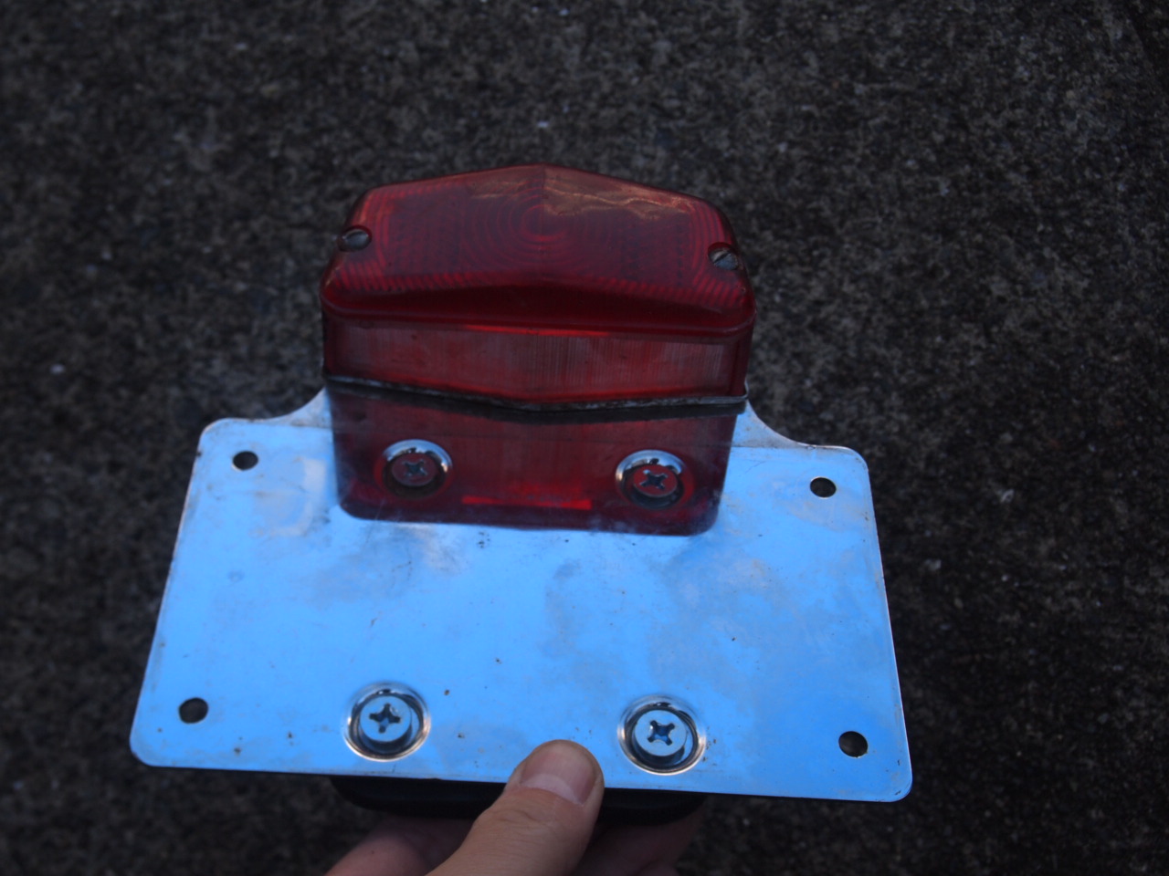 サイドマウントテール