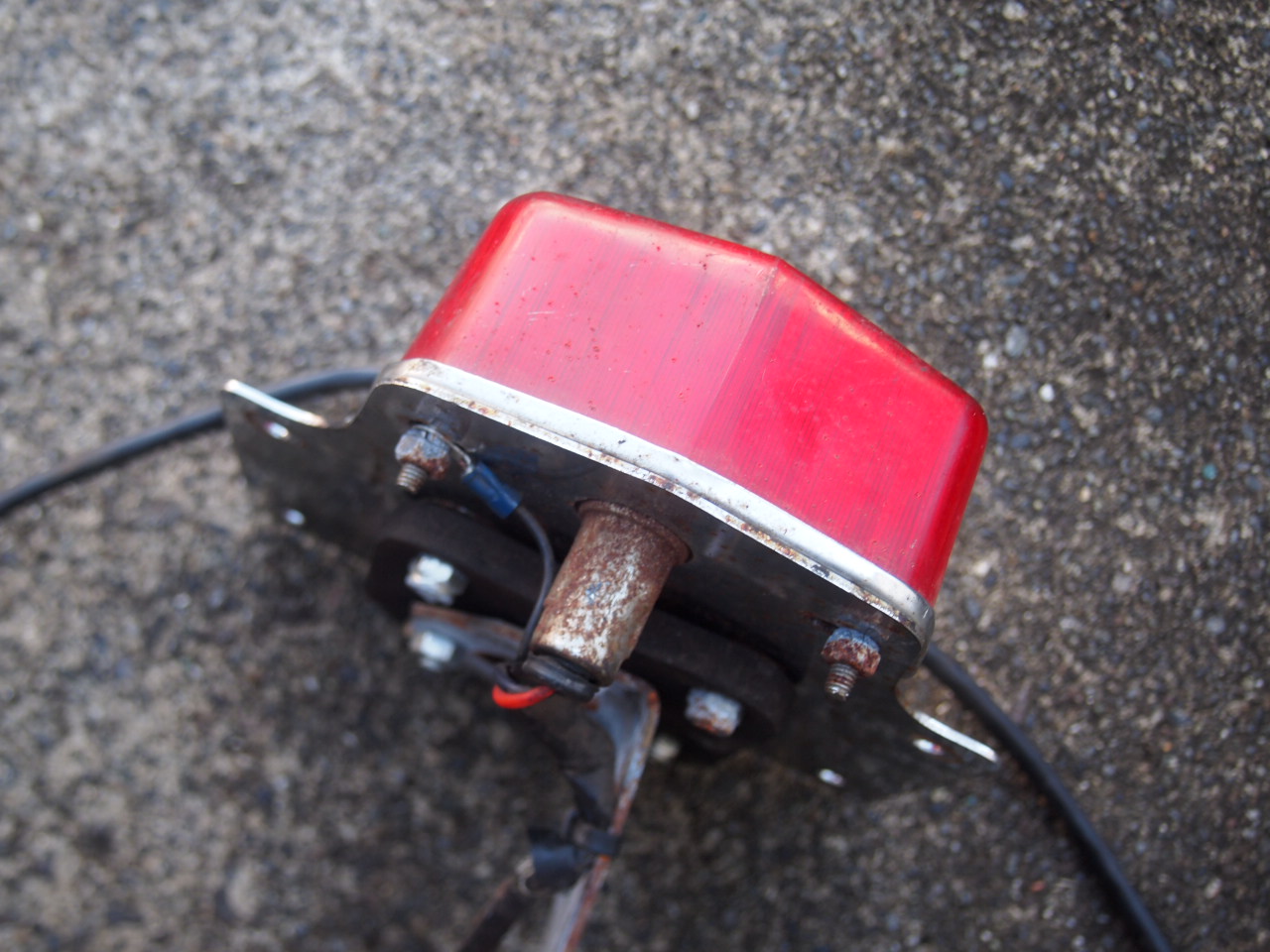 サイドマウントテール