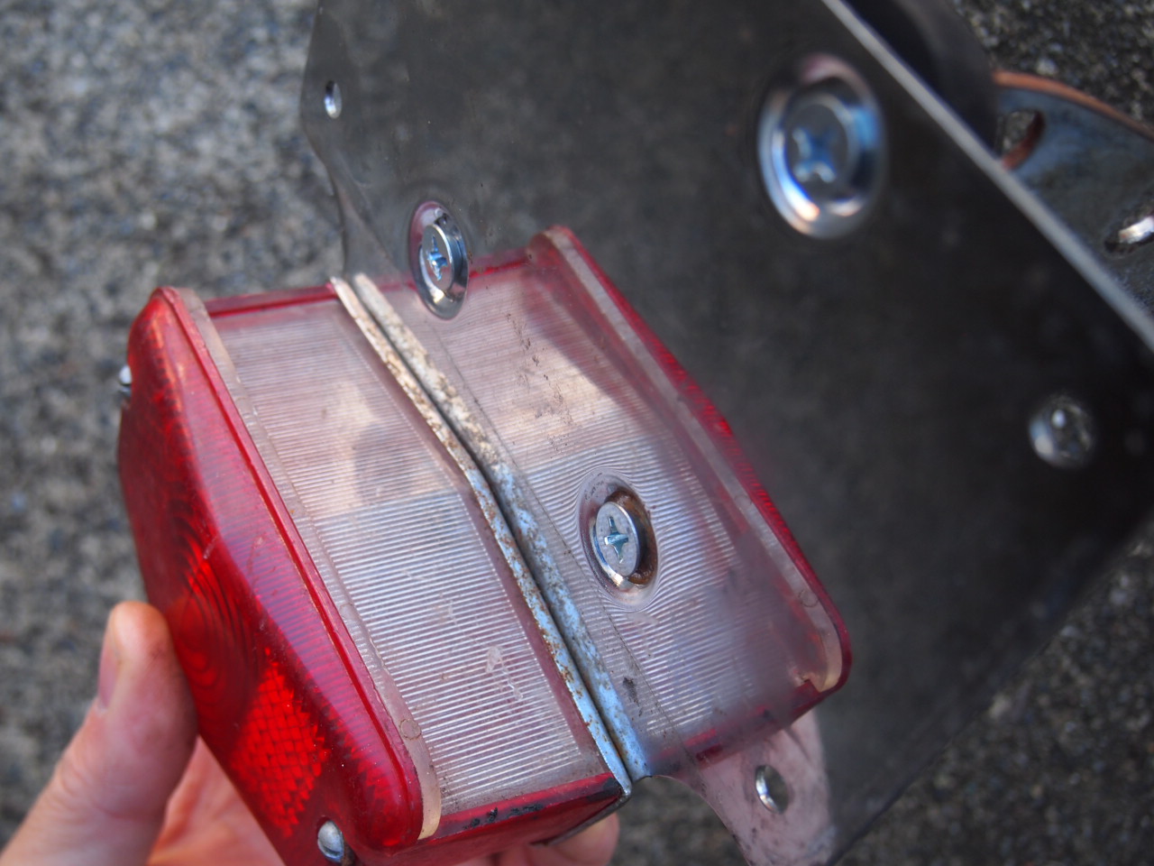 サイドマウントテール