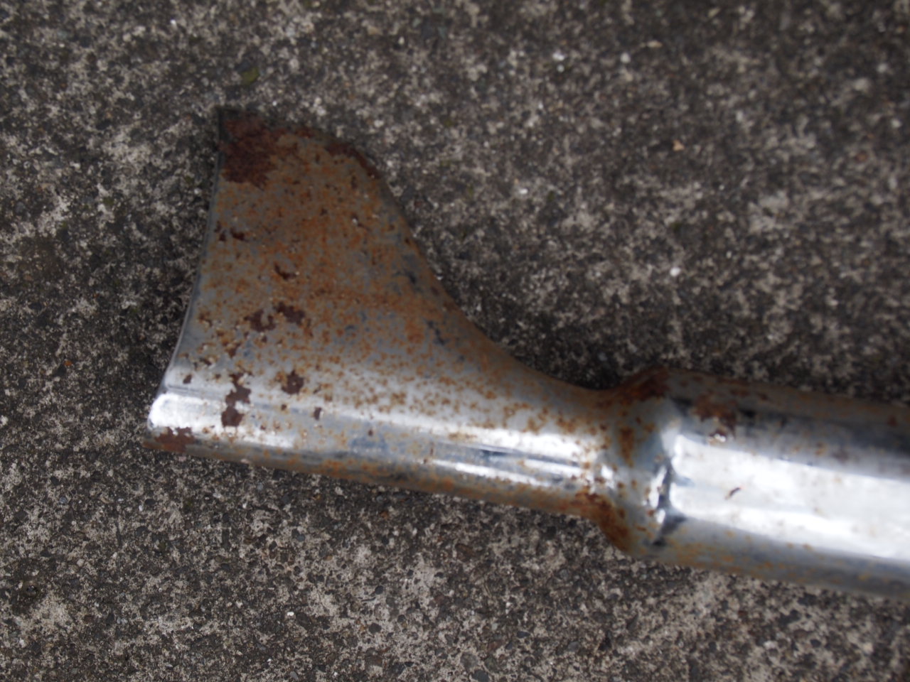 スーペリアフィッシュマフラー