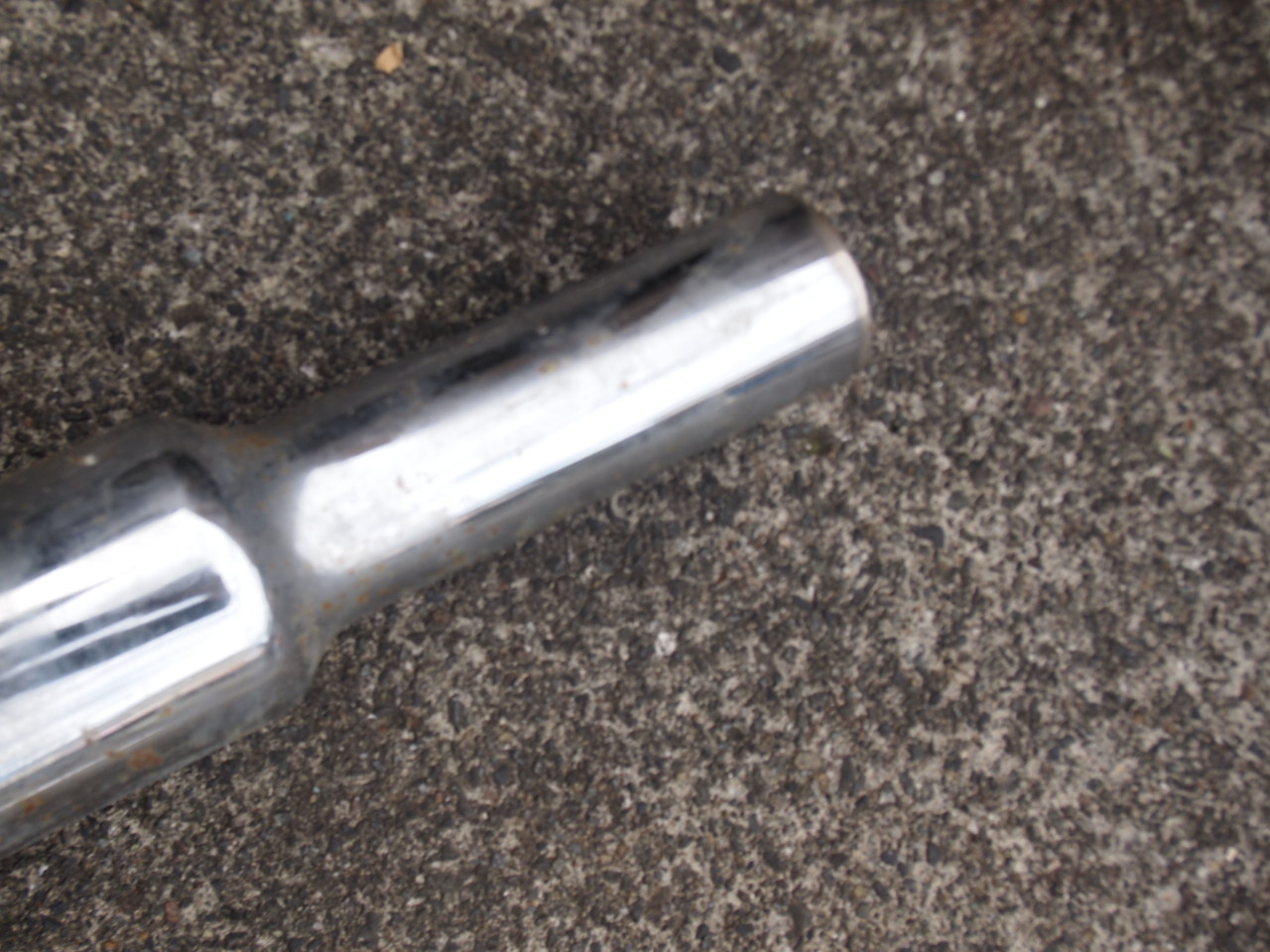 スーペリアフィッシュマフラー