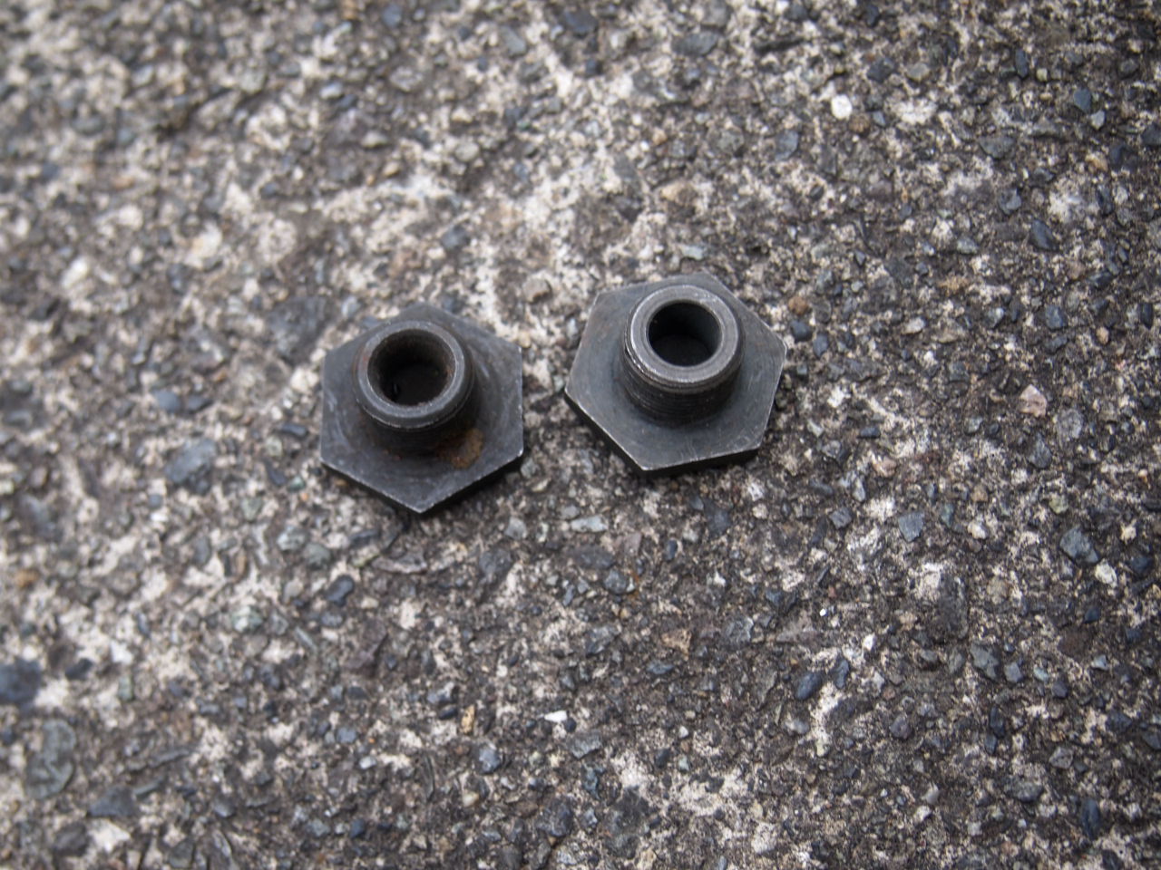 ロッカースタッドNOS