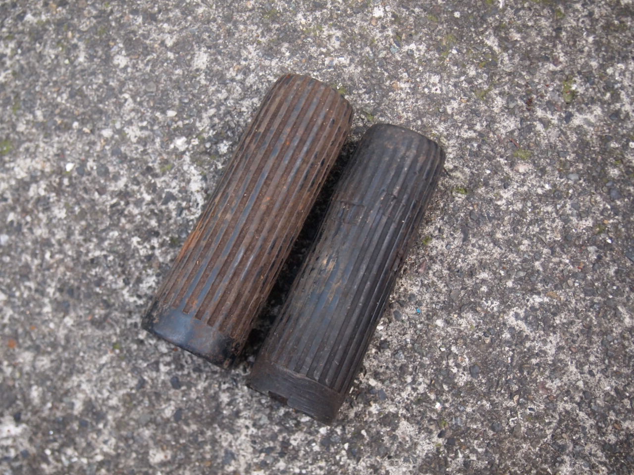 リブグリップ　ブラック