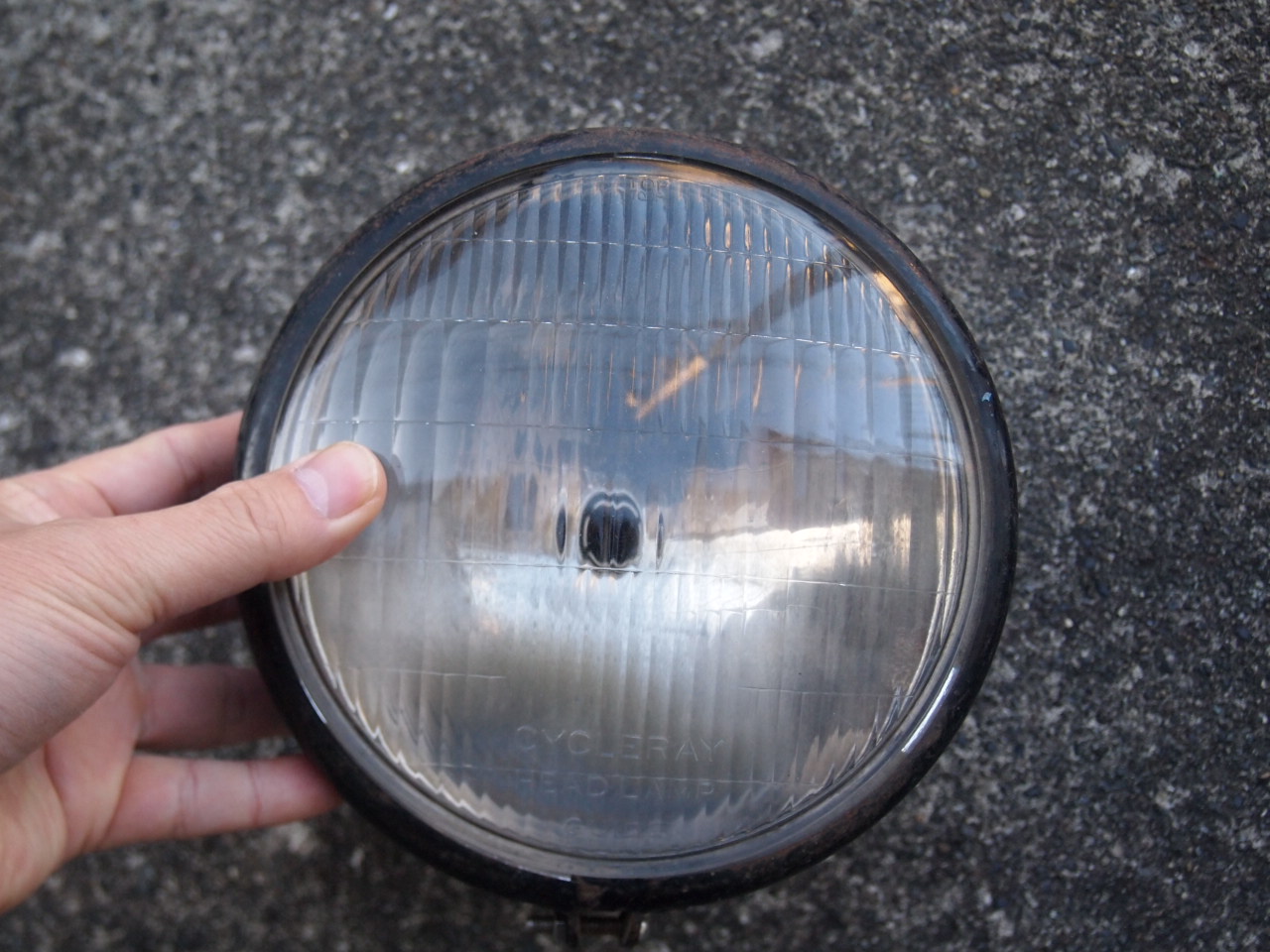 ガイドヘッドライト