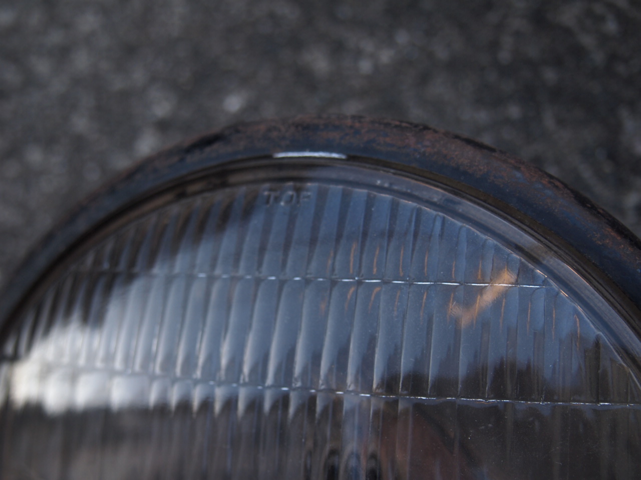 ガイドヘッドライト