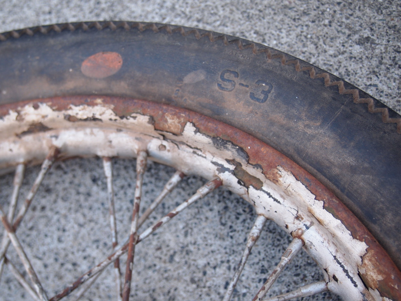 18インチスターホイール