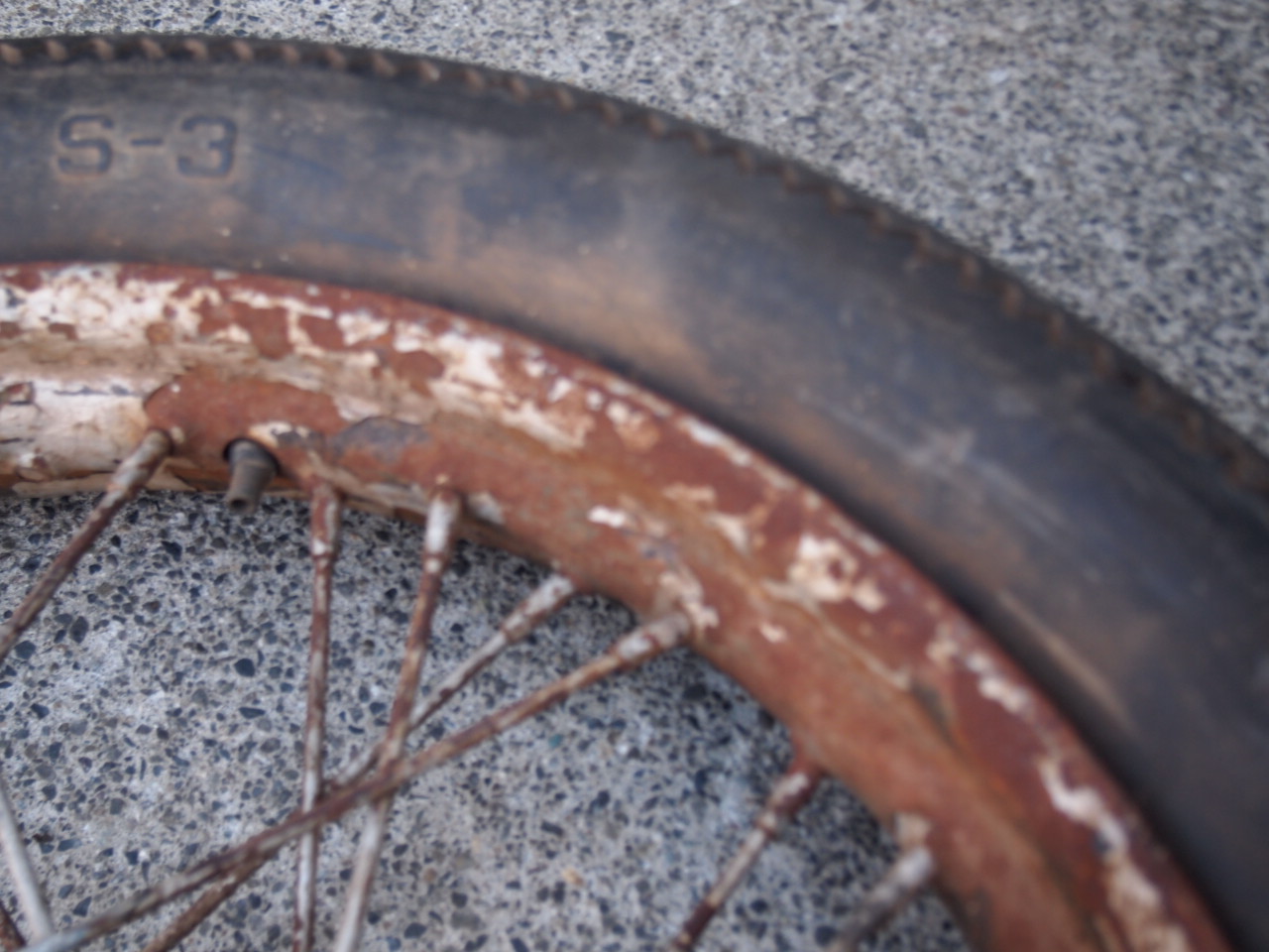 18インチスターホイール