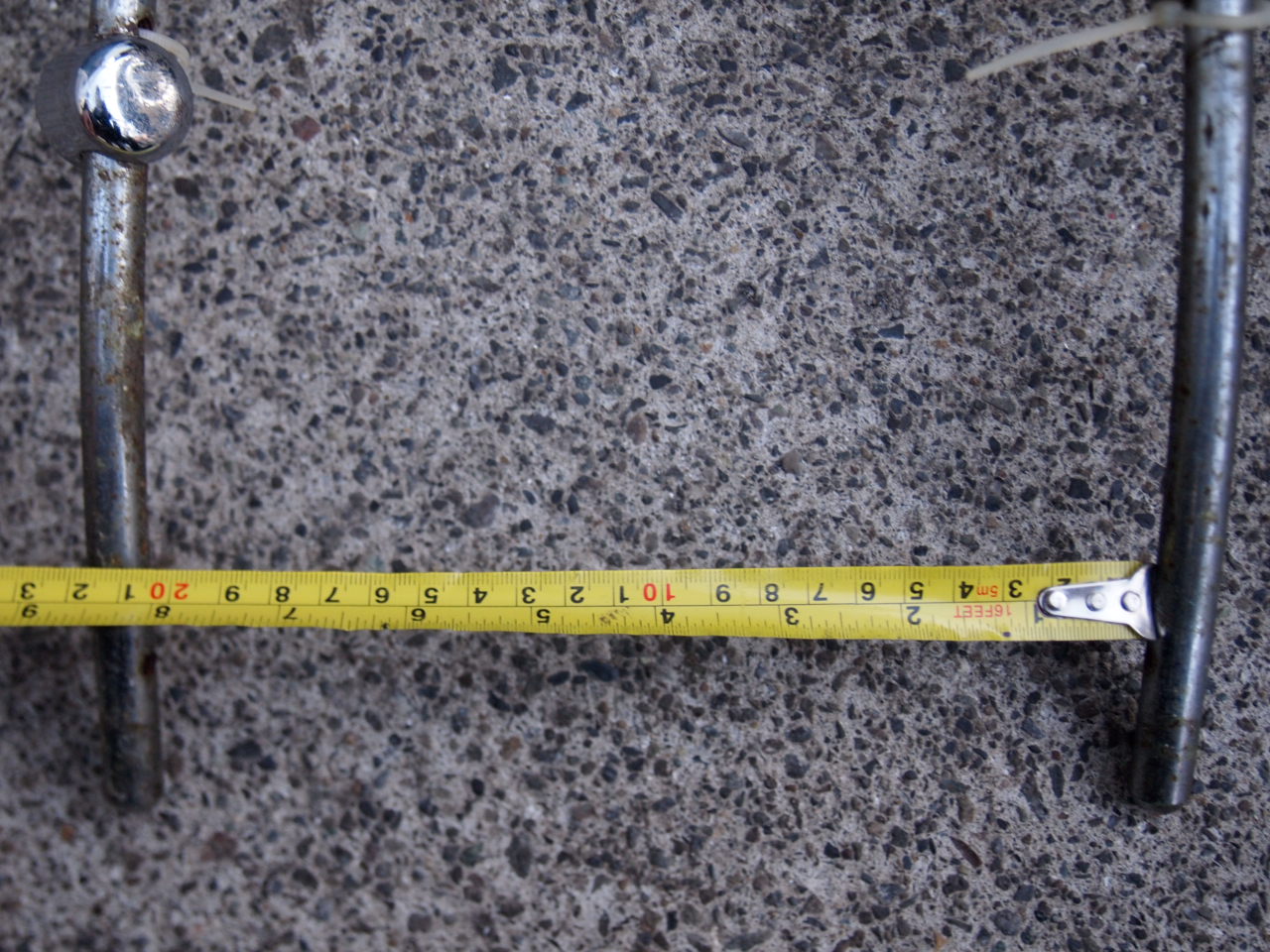 フロントバンパー