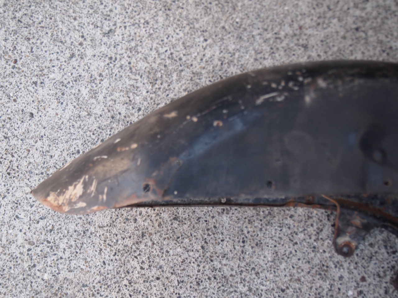 フロントフェンダー